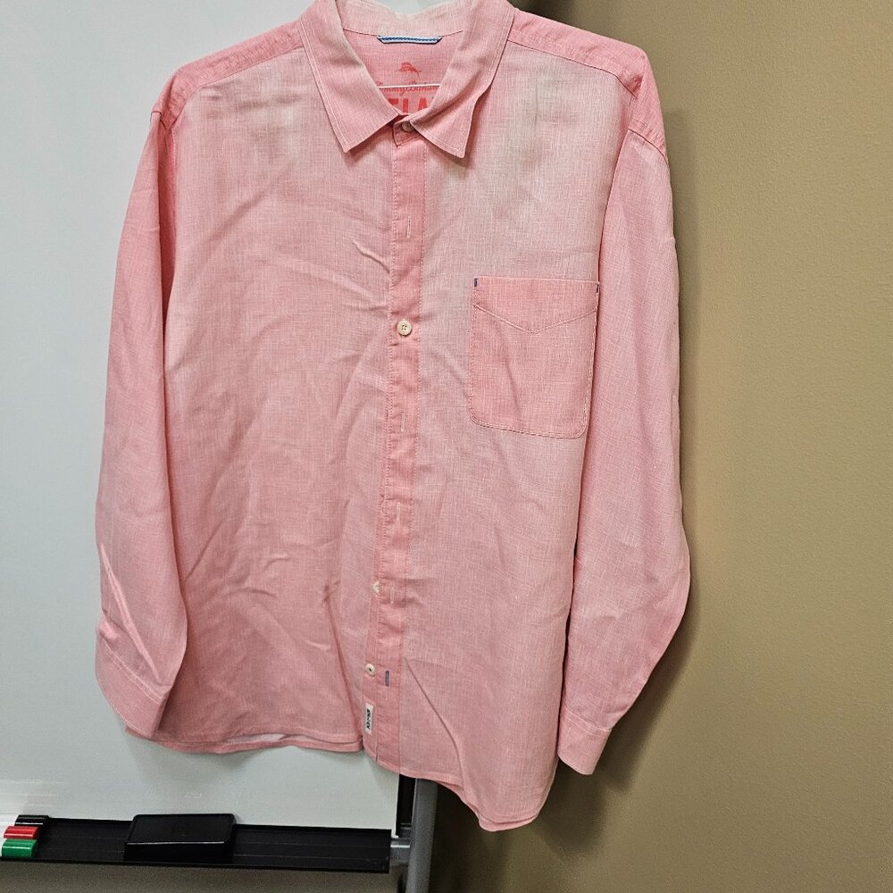 Casual linen shirt by Tommy Bahama